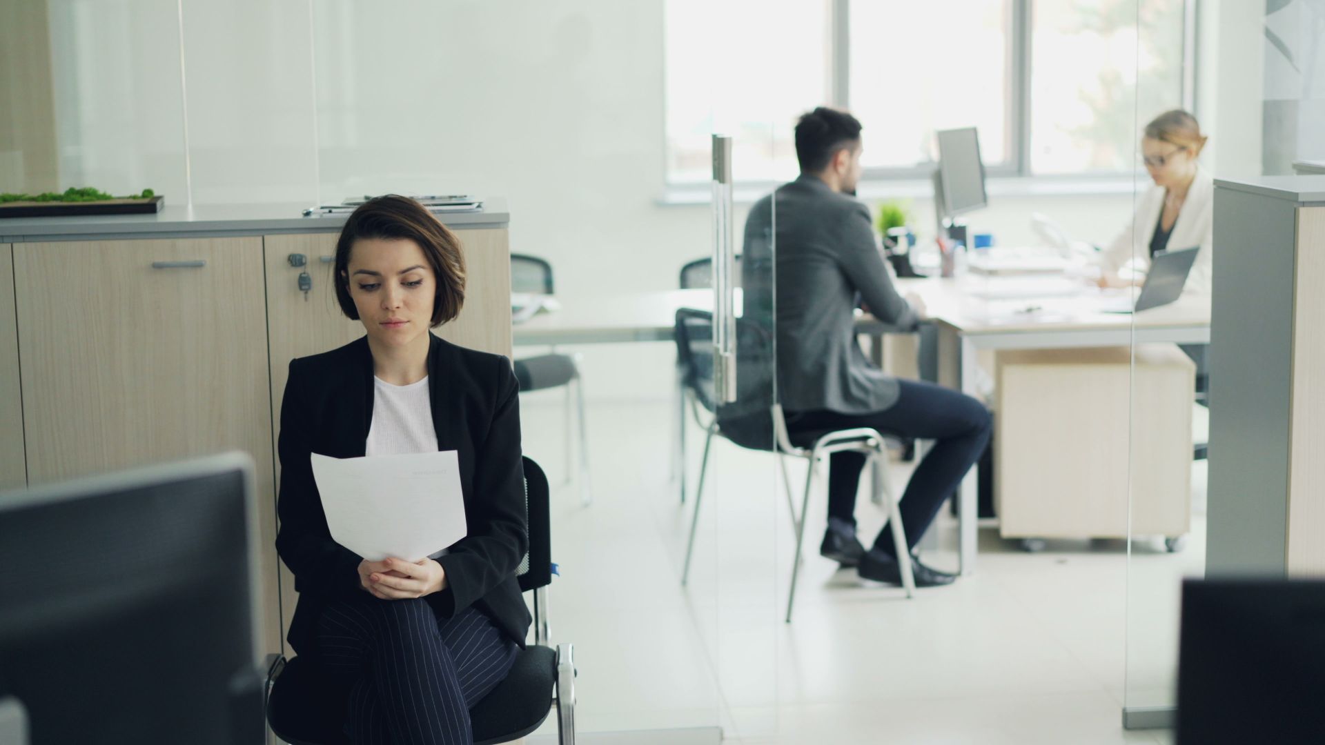 London permanent job placements rise at slower pace in September