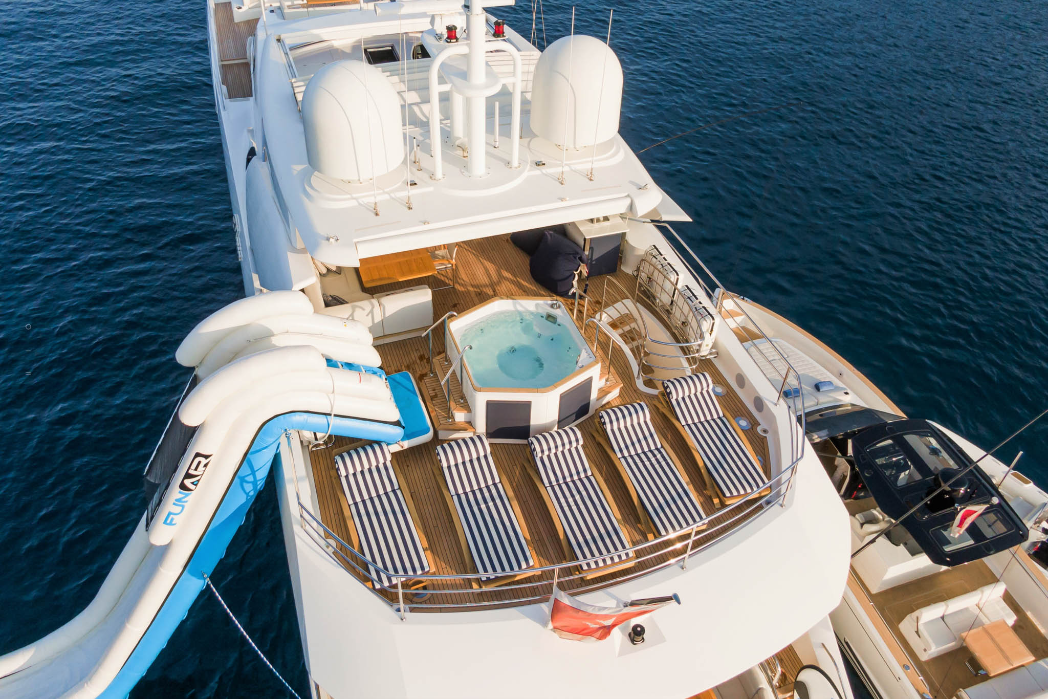 MYSEA and Motor Racing Legends Bring Historic Racing and Yachting Together