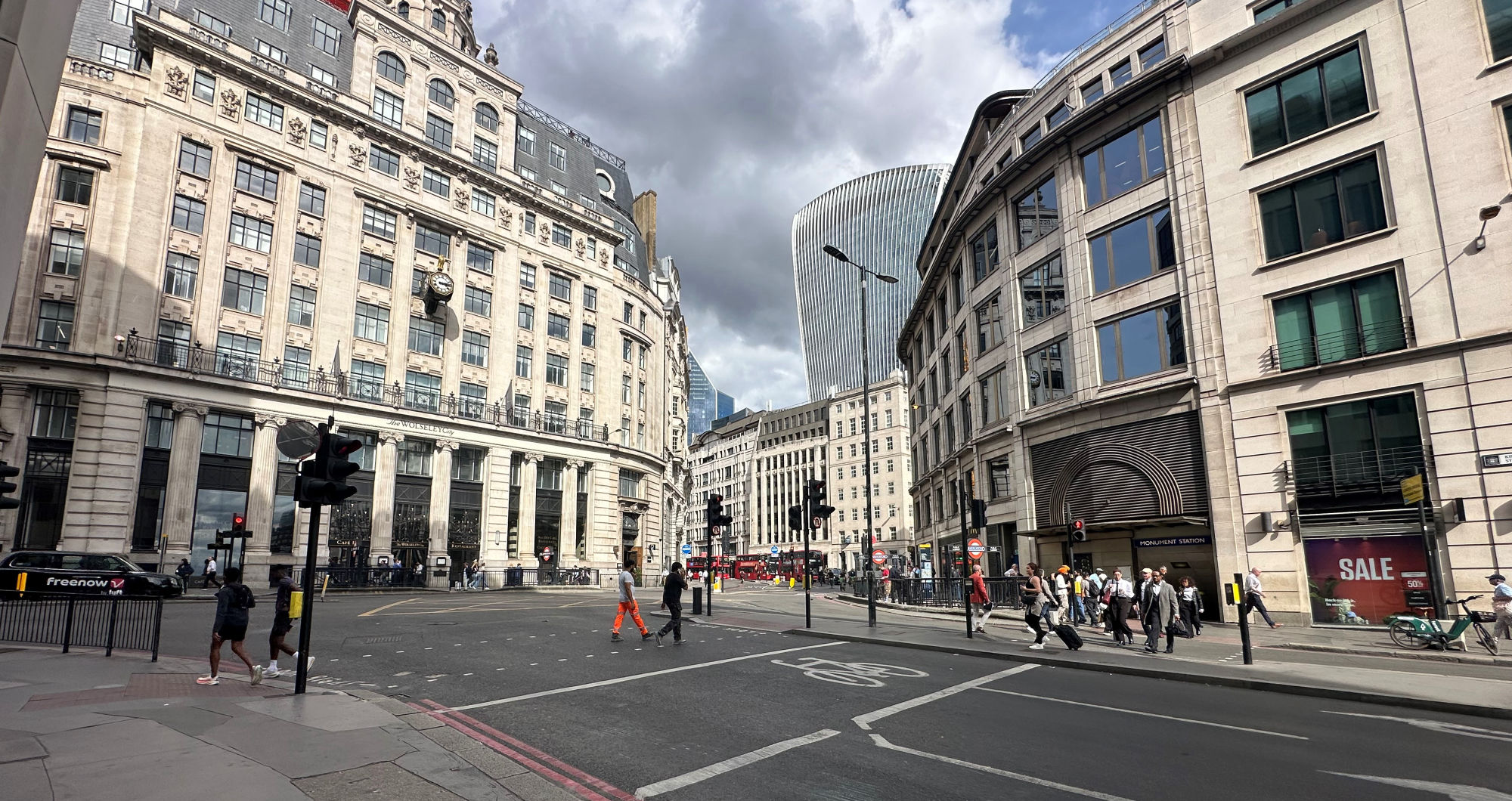 TfL sets out new plans to make walking and cycling safer in the heart of the City