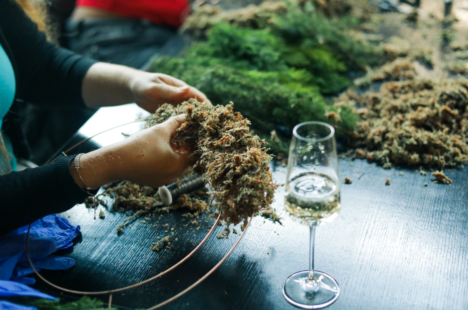 Christmas wreath-making at ALFI, Spitalfields | Get crafty this Christmas!