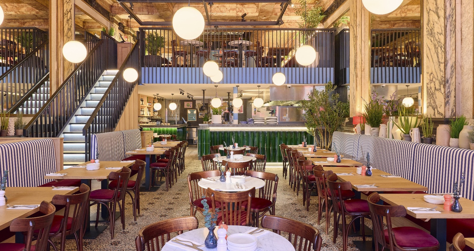 Prezzo Italian Expands Capital Presence with Landmark Opening on The Strand