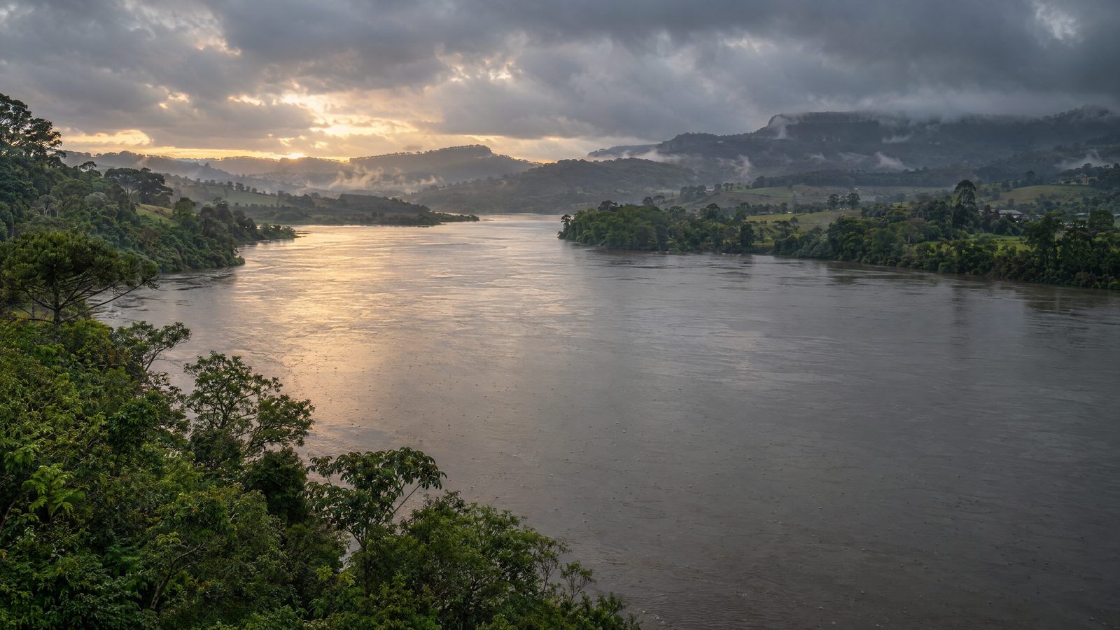 Brazil forecast flags moderate flood and landslide risks in several regions